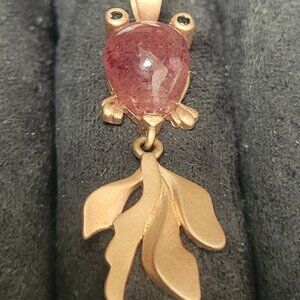 Coy Fish Strawberry Quartz Rose Gold Pendant NWOT